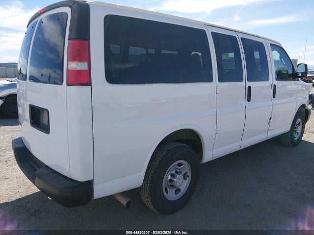 1GNWGEFG4H1270126 Chevrolet Express 2500 Ls