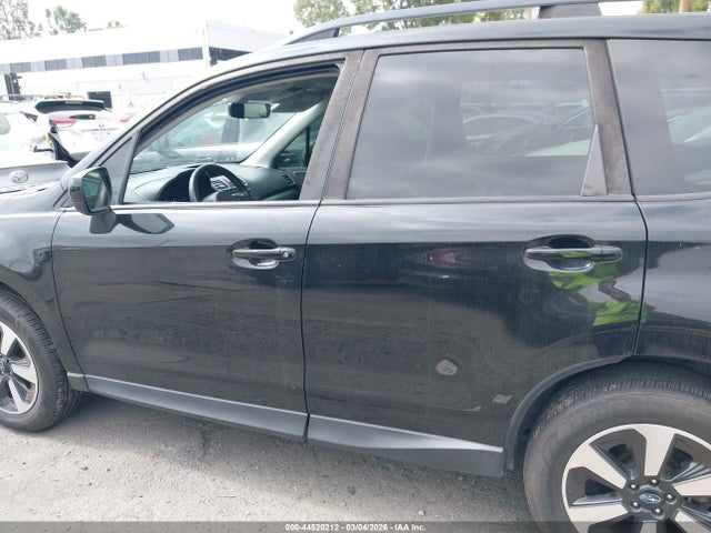 Subaru Forester 2.5i Premium 2018 JF2SJAGCXJH546689 Image 14