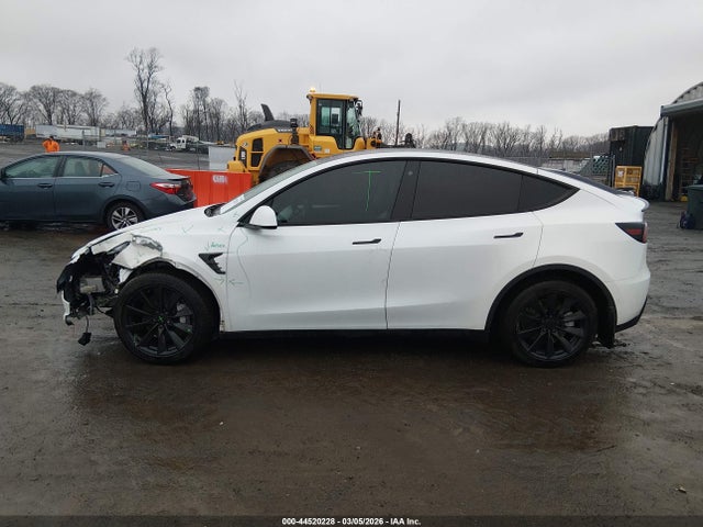 Aukcja sprzedaży 2022 Tesla Model Y Long Range Dual Motor All-wheel Drive, vin: 7SAYGDEE9NF540999, numer aukcji: 44520228