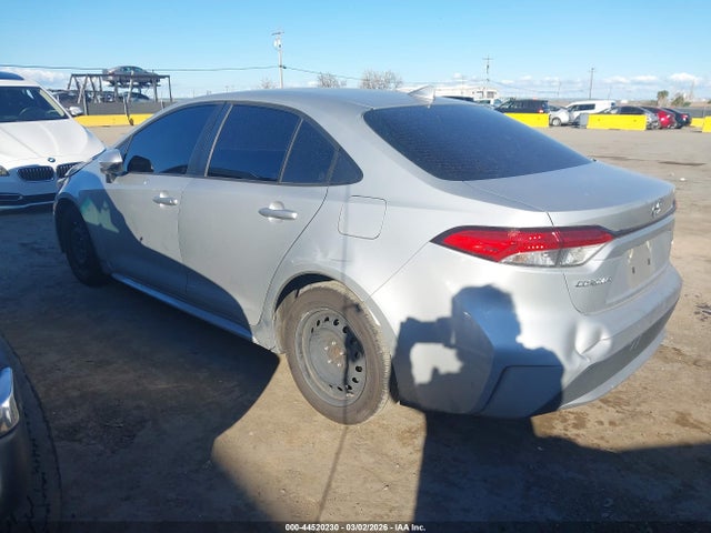 JTDEPMAE6N3004613 Toyota COROLLA LE