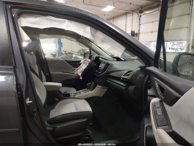 Продаж на аукціоні авто 2022 Subaru Forester, vin: JF2SKACCXNH447816, номер лоту: 44520232
