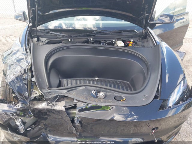 2025 TESLA MODEL 3 5YJ3E1EA8SF011774 Photo 9