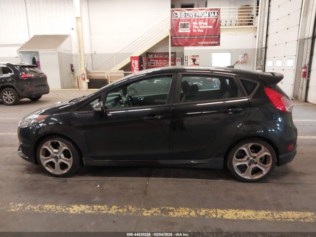 Ford FIESTA ST 2014 3FADP4GX7EM142699 Image 14