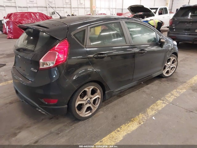 Ford FIESTA ST 2014 3FADP4GX7EM142699 Image 4