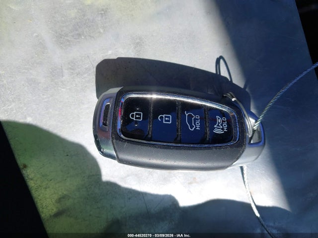 44520270 :رقم المزاد ، KM8K3CA57LU399221 vin ، 2020 Hyundai Kona Limited مزاد بيع