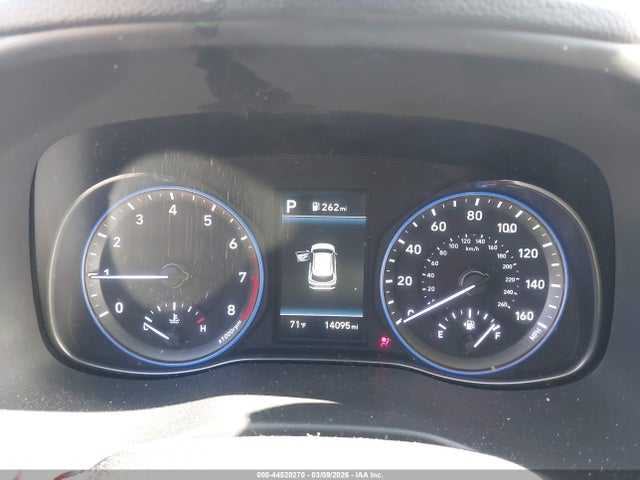 44520270 :رقم المزاد ، KM8K3CA57LU399221 vin ، 2020 Hyundai Kona Limited مزاد بيع