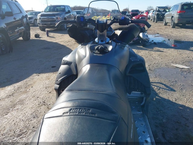 JYE8JU003GA000161 Yamaha Vector Rs