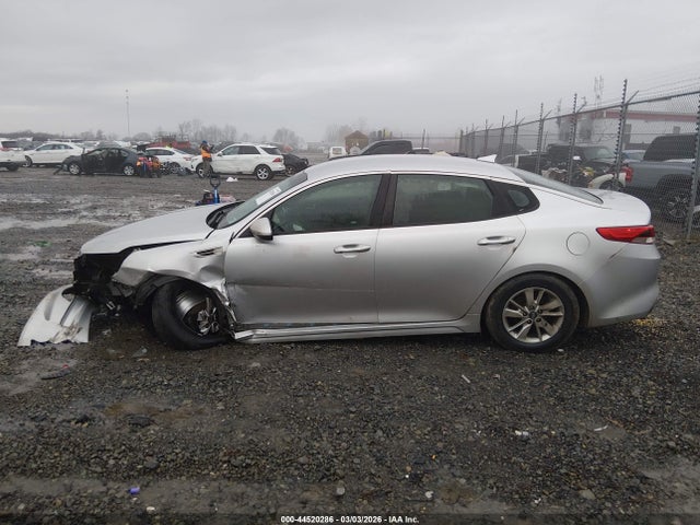 44520286 :رقم المزاد ، 5XXGT4L39JG214987 vin ، 2018 Kia Optima Lx مزاد بيع