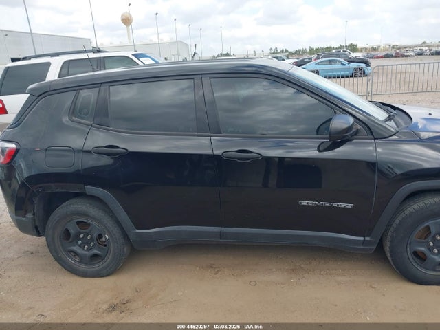 3C4NJCAB0JT107039 Jeep Compass Sport Fwd