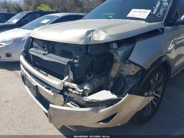 Ford Explorer Platinum 2017 1FM5K8HT8HGC20451 Image 6