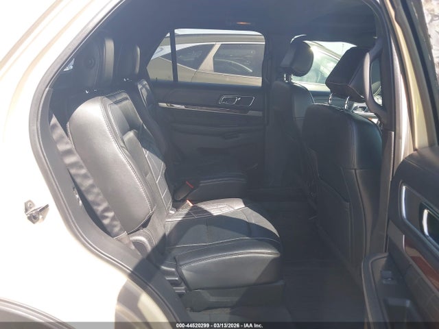 Ford Explorer Platinum 2017 1FM5K8HT8HGC20451 Image 8