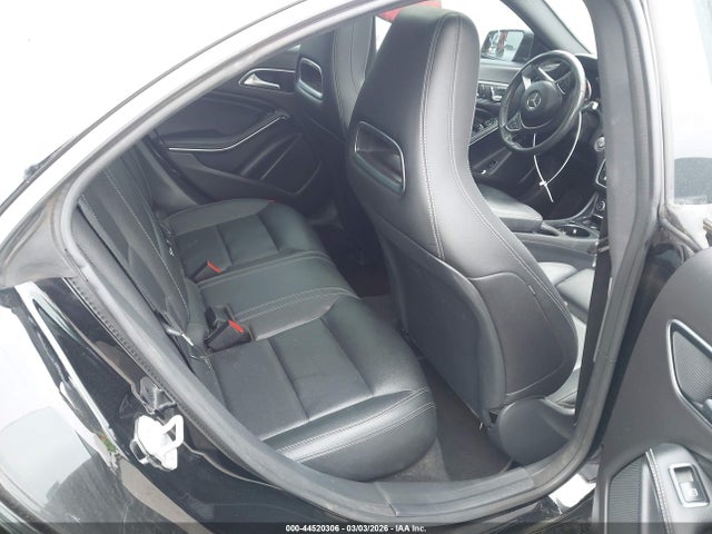 44520306 :رقم المزاد ، WDDSJ4GB9JN578970 vin ، 2018 Mercedes-benz Cla 250 4matic مزاد بيع