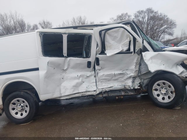 44520343 :رقم المزاد ، 1GCSHAF44D1179175 vin ، 2013 Chevrolet Express 1500 Work Van مزاد بيع