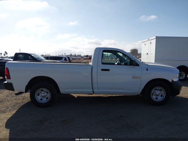 3C6JR6DG7HG764821 RAM 1500 Tradesman 4x2 8&#039; Box