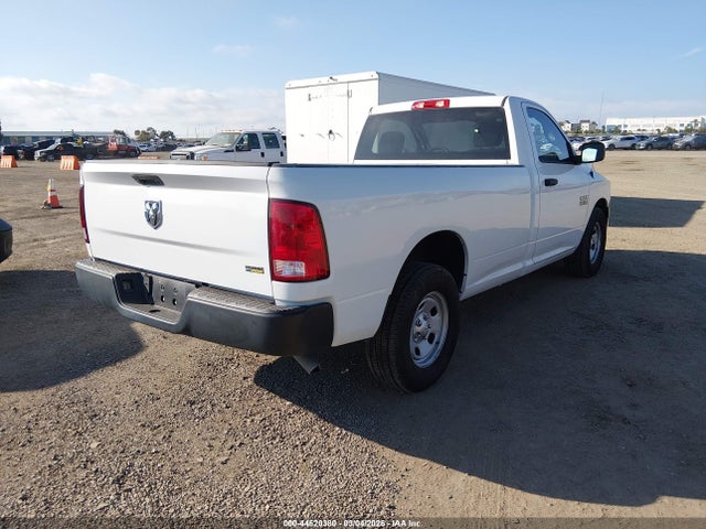 3C6JR6DG7HG764821 RAM 1500 Tradesman 4x2 8&#039; Box