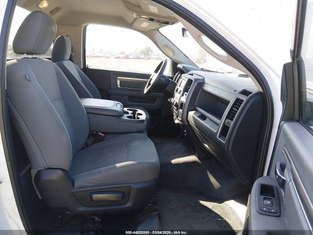 3C6JR6DG7HG764821 RAM 1500 Tradesman 4x2 8&#039; Box
