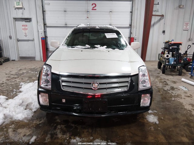 44520400 :رقم المزاد ، 1GYEE437390155821 vin ، 2009 Cadillac Srx V6 مزاد بيع