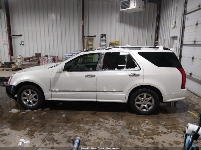 44520400 :رقم المزاد ، 1GYEE437390155821 vin ، 2009 Cadillac Srx V6 مزاد بيع