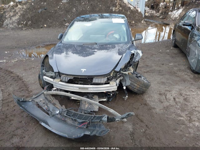 Продажа на аукционе авто 2022 Tesla Model 3 Performance Dual Motor All-wheel Drive, vin: 5YJ3E1EC2NF269729, номер лота: 44520409