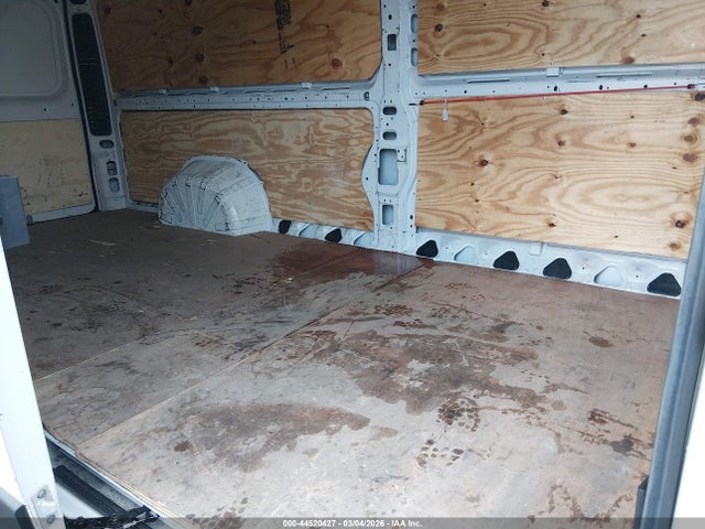 44520427 :رقم المزاد ، 3C6URVJD2FE504451 vin ، 2015 Ram Promaster 3500 High Roof مزاد بيع