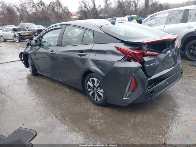2017 TOYOTA PRIUS PRIME JTDKARFP1H3054948 Photo 2