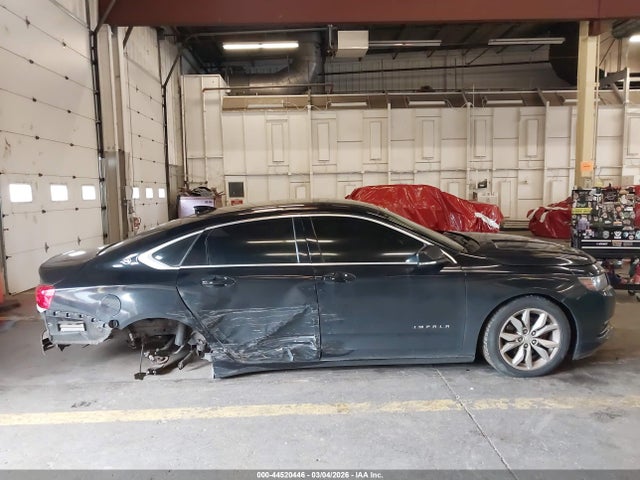 1G1105SA8JU132613 Chevrolet IMPALA 1LT