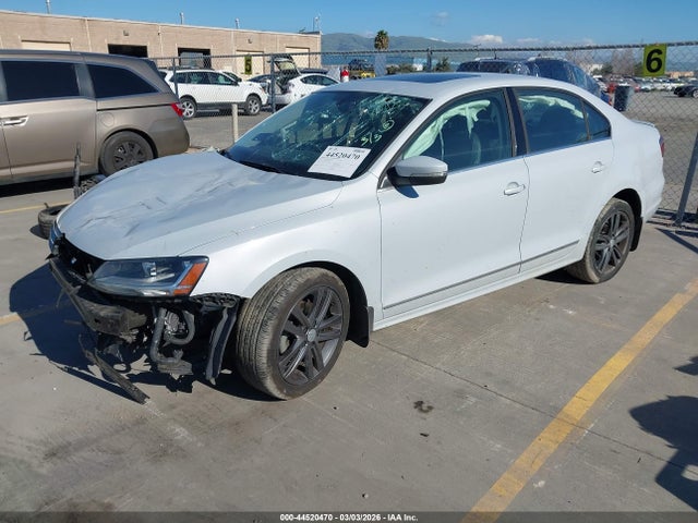 3VWL17AJ7JM241446 Volkswagen Jetta 1.8t Sel