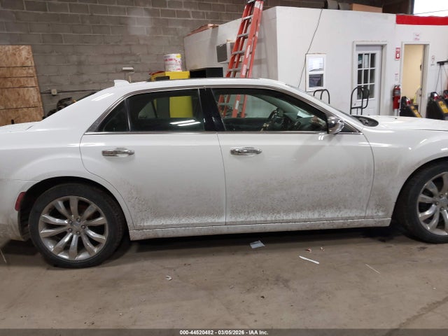 2017 Chrysler 300c მანქანა იყიდება აუქციონზე, vin: 2C3CCAEG0HH570169, აუქციონის ნომერი: 44520482