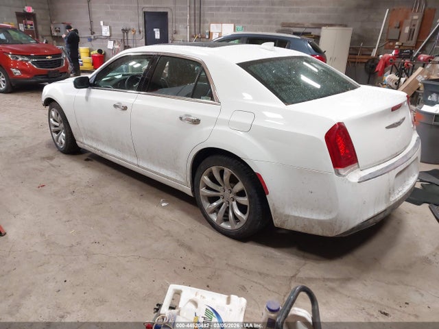 2017 Chrysler 300c მანქანა იყიდება აუქციონზე, vin: 2C3CCAEG0HH570169, აუქციონის ნომერი: 44520482