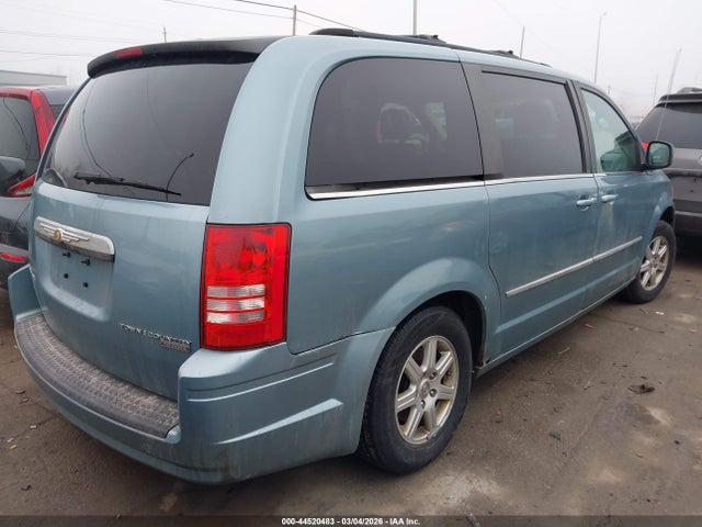 44520483 :رقم المزاد ، 2A4RR5D12AR300475 vin ، 2010 Chrysler Town & Country Touring مزاد بيع