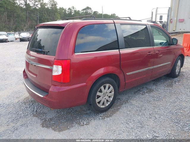 44520494 :رقم المزاد ، 2C4RC1BG0FR552594 vin ، 2015 Chrysler Town & Country Touring مزاد بيع