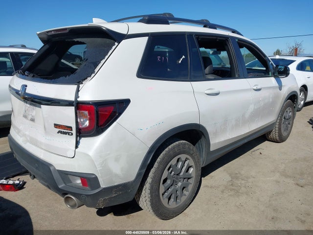 5FNYF8H6XRB019386 Honda Passport Awd Trailsport