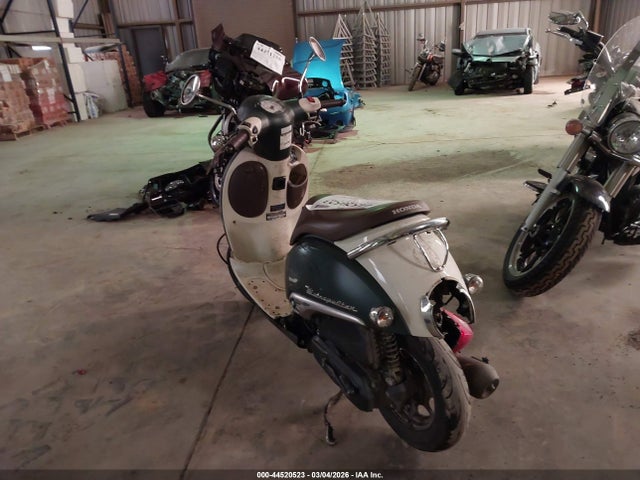 Honda NCW50 2024 JH2AF7716RK701435 Image 3