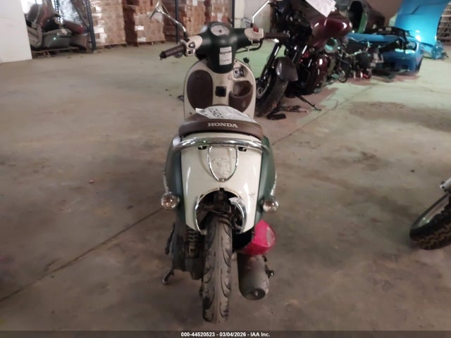 Honda NCW50 2024 JH2AF7716RK701435 Image 6