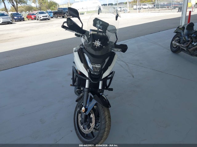 Продажа на аукционе авто 2025 Honda Nc750 Xd, vin: JH2RH2317SK000303, номер лота: 44520531
