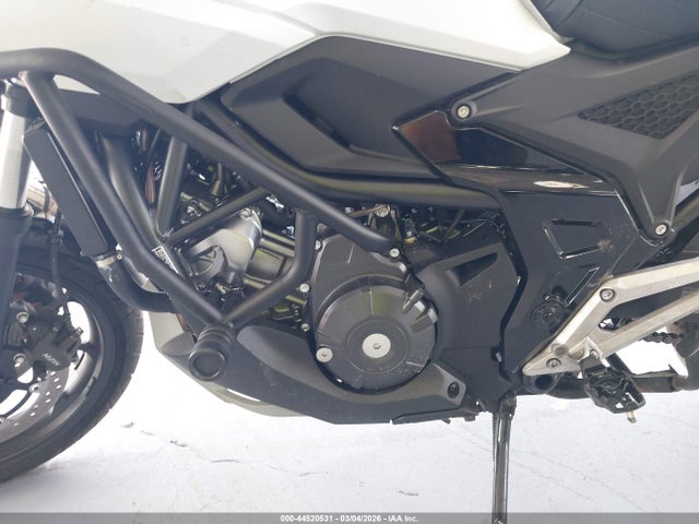 Продажа на аукционе авто 2025 Honda Nc750 Xd, vin: JH2RH2317SK000303, номер лота: 44520531