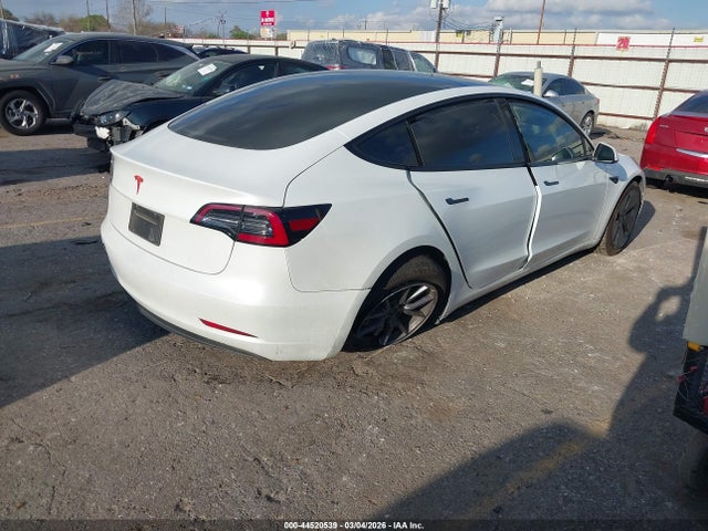 2023 TESLA MODEL 3 5YJ3E1EA1PF437684 Photo 3