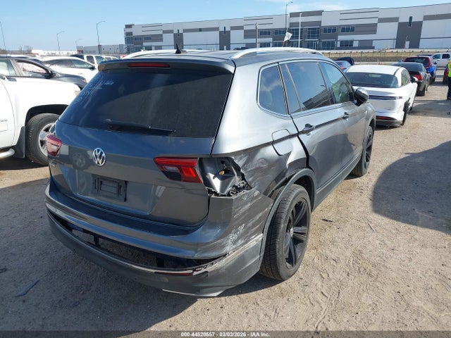 2019 VOLKSWAGEN TIGUAN 3VV3B7AX9KM106850 Photo 3