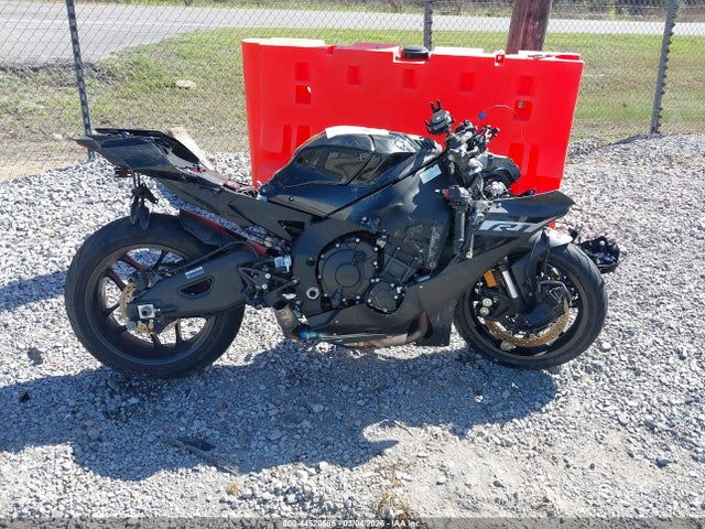 Yamaha YZFR1 2024 JYARN66EXRA004560 Image 13