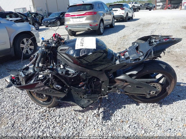 Yamaha YZFR1 2024 JYARN66EXRA004560 Image 14