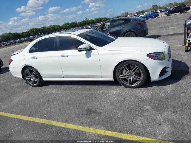 Продаж на аукціоні авто 2018 Mercedes-benz E 300, vin: WDDZF4JBXJA334244, номер лоту: 44520588