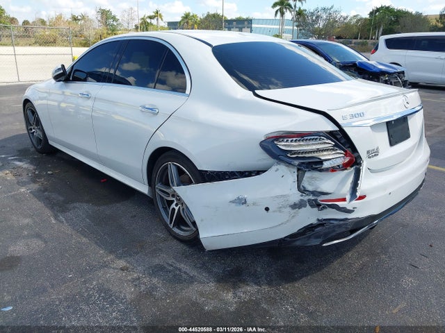 Продаж на аукціоні авто 2018 Mercedes-benz E 300, vin: WDDZF4JBXJA334244, номер лоту: 44520588