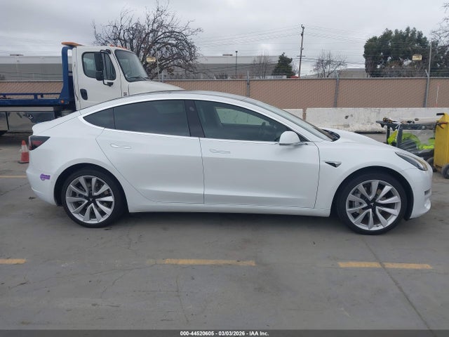 44520605 :رقم المزاد ، 5YJ3E1EA8KF436265 vin ، 2019 Tesla Model 3 Long Range/mid Range/standard Range/standard Range Plus مزاد بيع