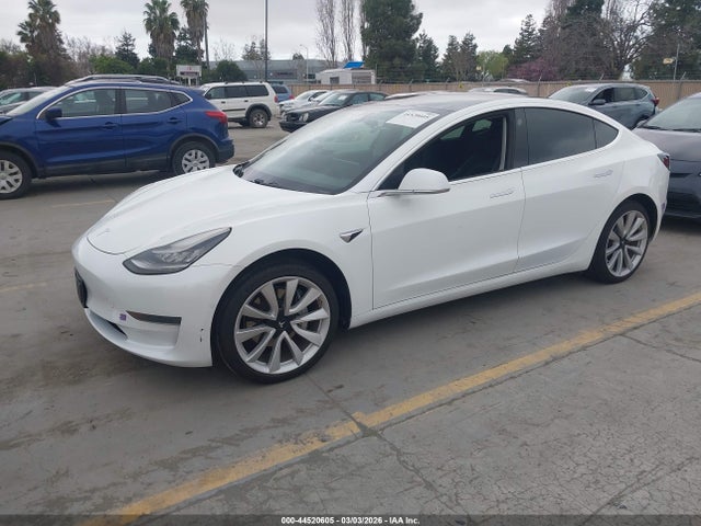 44520605 :رقم المزاد ، 5YJ3E1EA8KF436265 vin ، 2019 Tesla Model 3 Long Range/mid Range/standard Range/standard Range Plus مزاد بيع