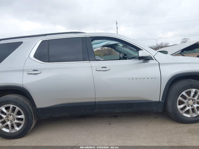 1GNERGKW7LJ268829 Chevrolet Traverse Lt Cloth