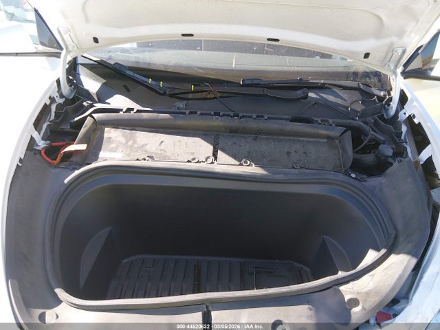 44520632 :رقم المزاد ، 5YJYGDEE2MF274608 vin ، 2021 Tesla Model Y Long Range Dual Motor All-wheel Drive مزاد بيع