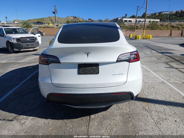 44520632 :رقم المزاد ، 5YJYGDEE2MF274608 vin ، 2021 Tesla Model Y Long Range Dual Motor All-wheel Drive مزاد بيع