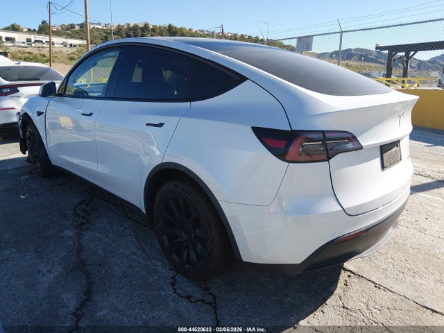44520632 :رقم المزاد ، 5YJYGDEE2MF274608 vin ، 2021 Tesla Model Y Long Range Dual Motor All-wheel Drive مزاد بيع