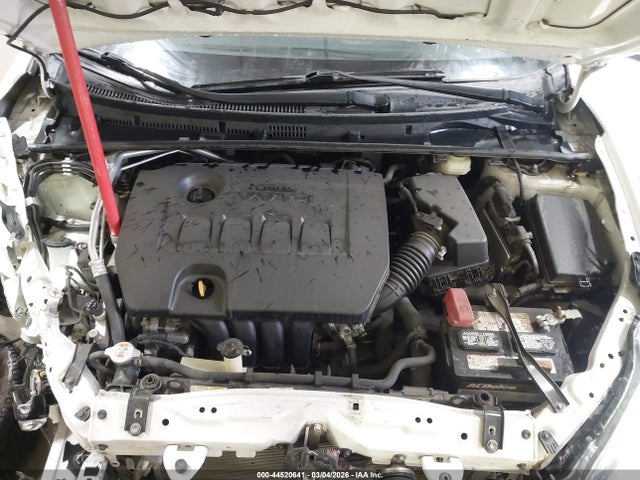 5YFBURHE7JP758619 Toyota COROLLA SE
