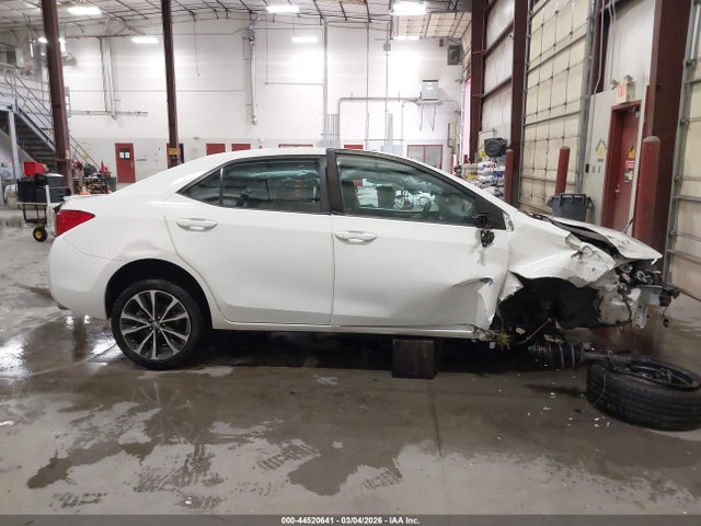 5YFBURHE7JP758619 Toyota COROLLA SE